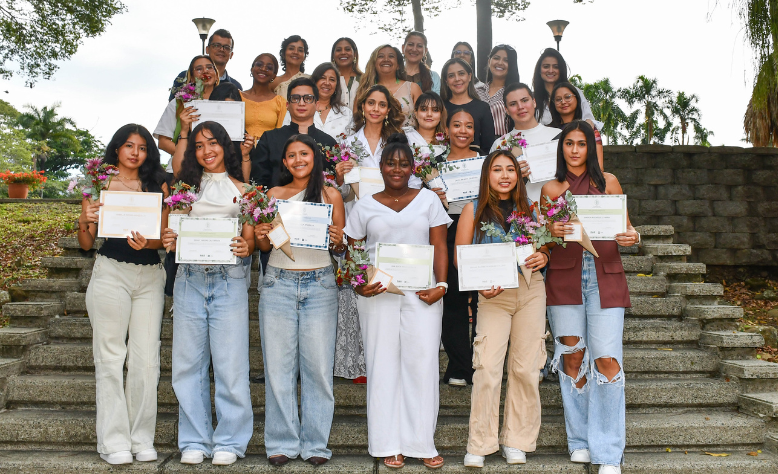La Universidad de San Buenaventura Cali gana en dos categorías de los Premios Lápiz de Acero 2025