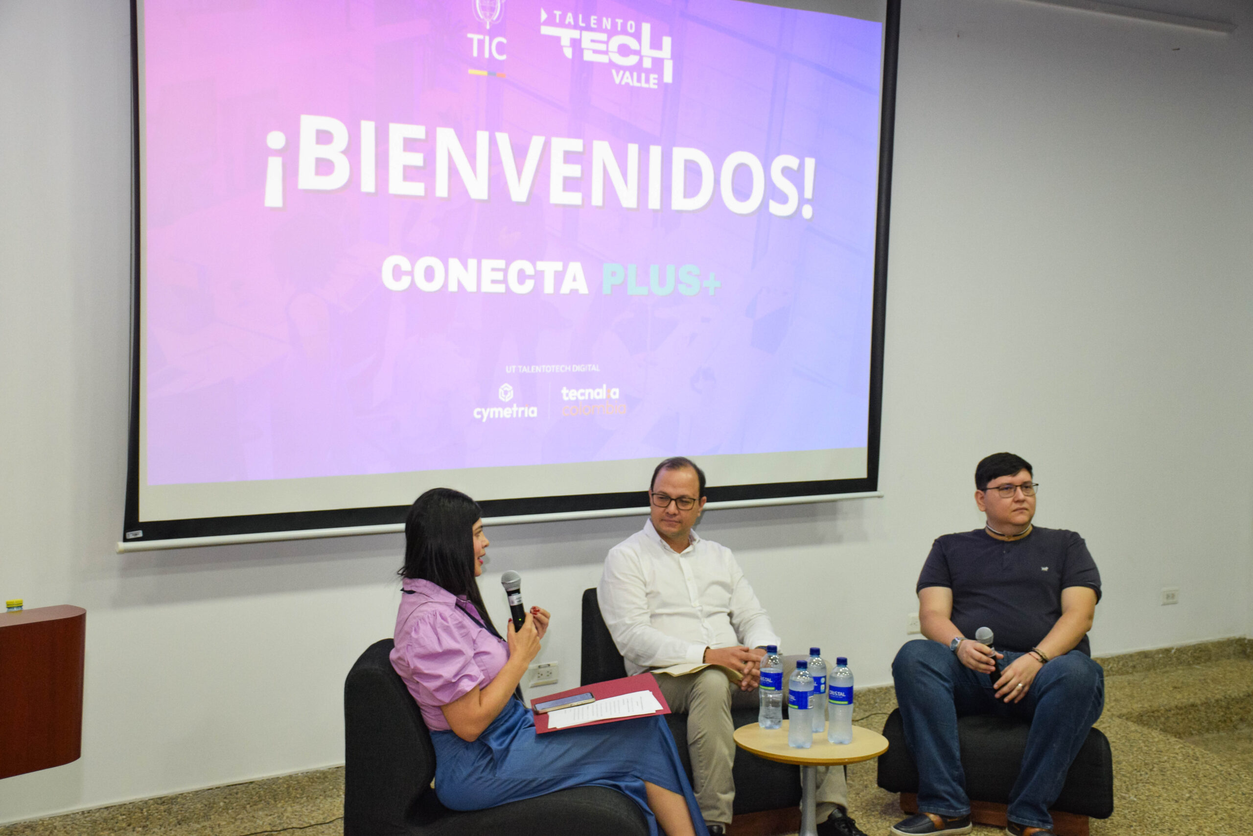 Talento, conexiones y oportunidades: así se vivió la Feria Laboral Talento Tech – USB: Job
